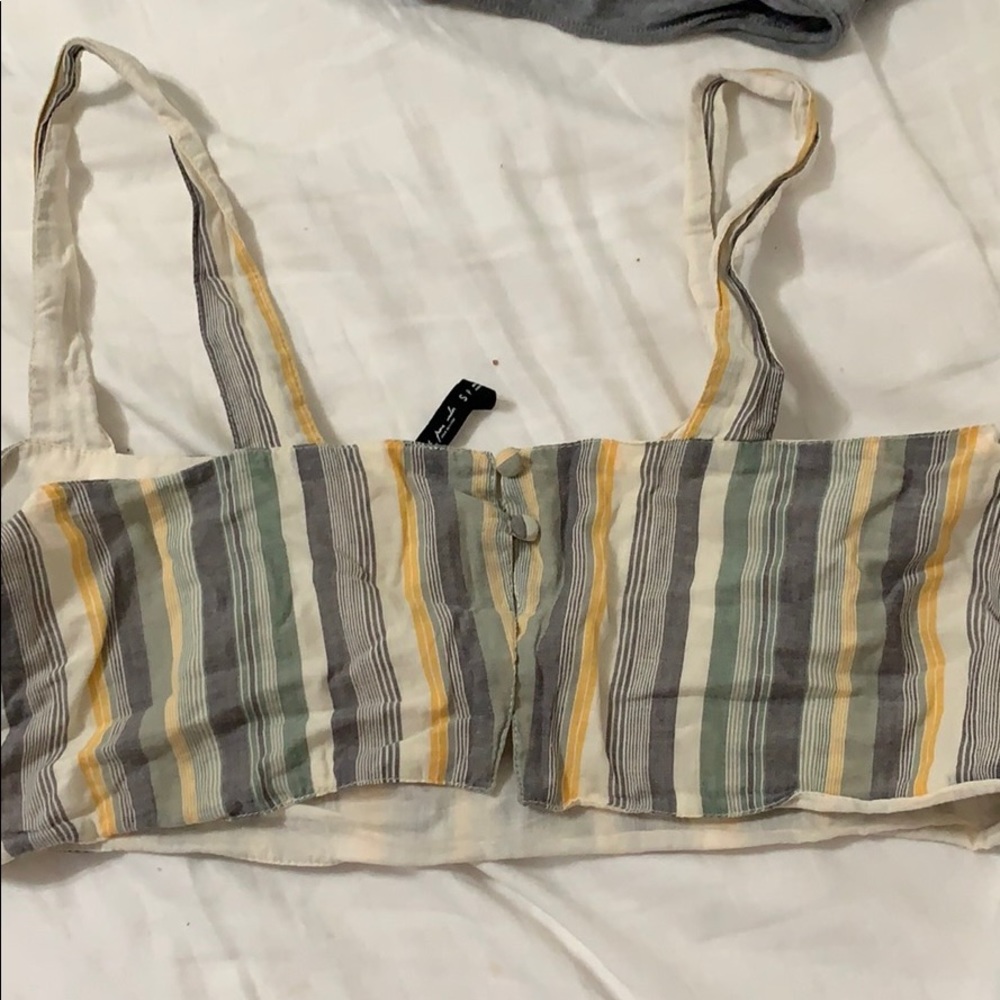 STRIPPED URBAN OUTFITTERS TOP
